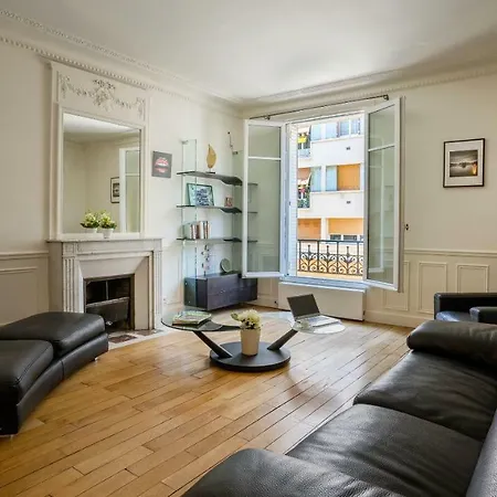 Luxe Batignolles Villa *